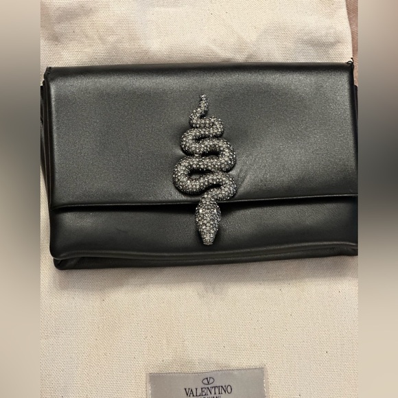 Valentino embellished snake crossbody. - Picture 4 of 6